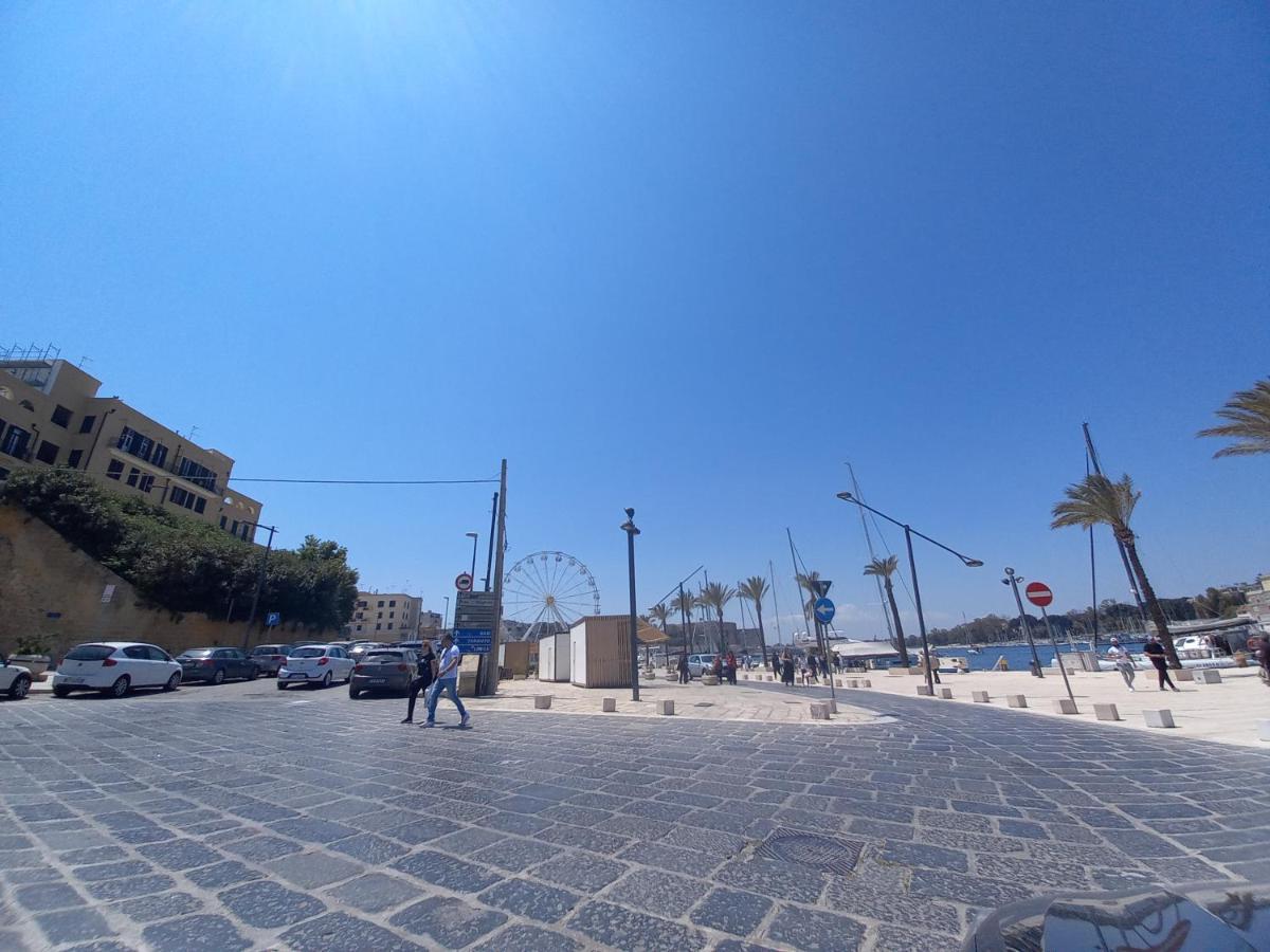 ברינדיזי Handy Suite Idromassaggio מראה חיצוני תמונה